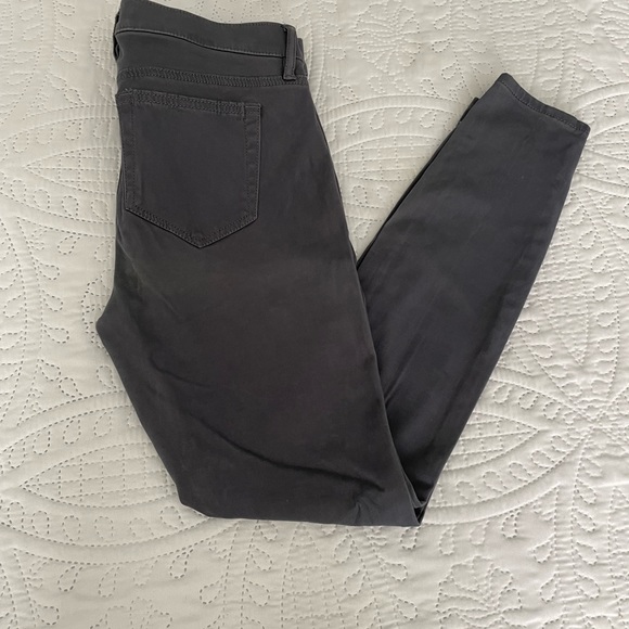 Soft gray ankle LOFT pants size 25 - Picture 2 of 2
